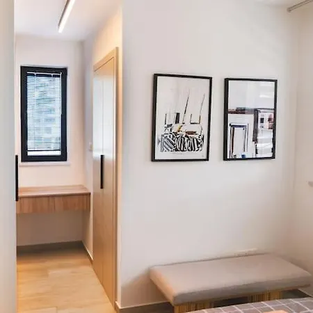 Mackenzie Sands 2 Bdr Luxe Flat