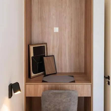 Mackenzie Sands 2 Bdr Luxe Flat * لارنكا